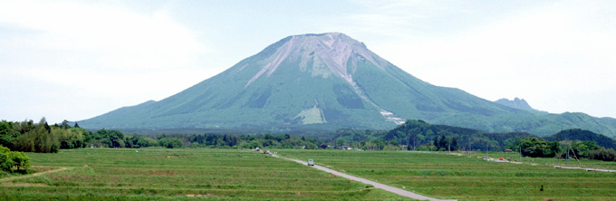 大山と農地